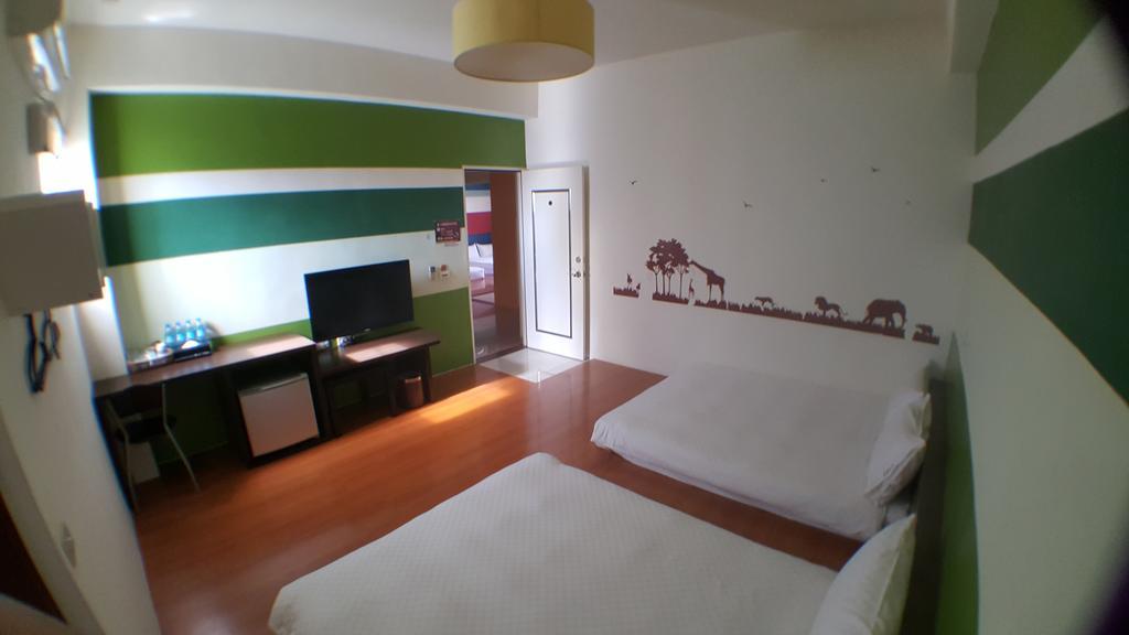 Outdoor Sports Guest House Hualien City Phòng bức ảnh